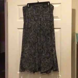 Skirt - Black & White